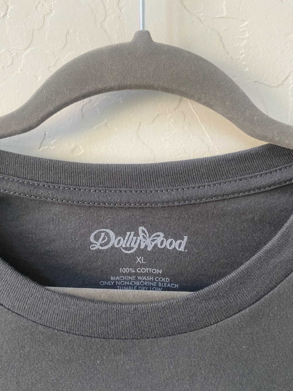 Dolly Parton 'Have a Holly Dolly Christmas' Dark Gray Charcoal Holiday Tee - Picture 2 of 3